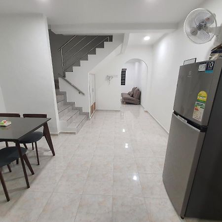 Voon 2 Bedroom Homestay เมอร์ซิง ภายนอก รูปภาพ